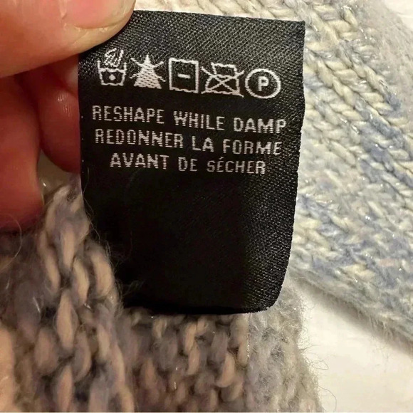 Le  Chateau Cowl Neck Cable Knit Sweater White/Blue/Grey Size Medium - Picture 11 of 16